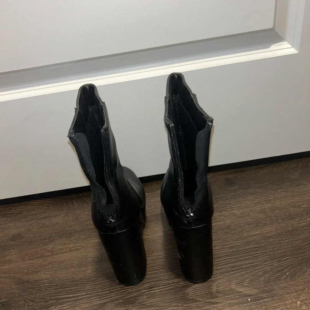 Platform boot - Picture 3 of 5